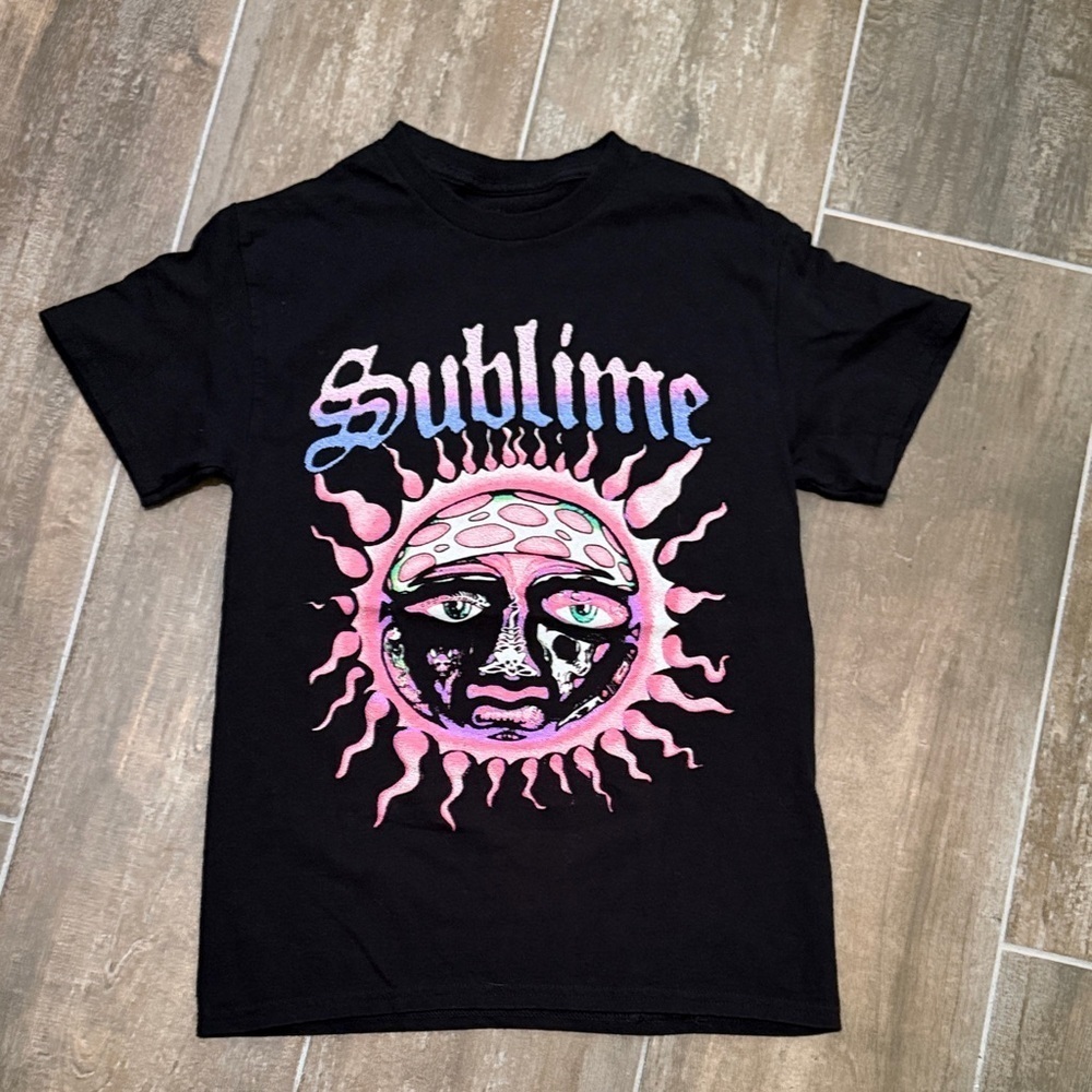 Sublime Black Graphic Tee - Short Sleeve
